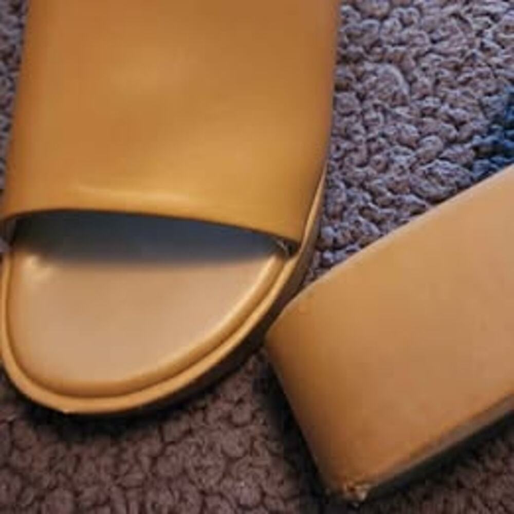 Women's Old Navy Platform Slide Sandal Size 10
